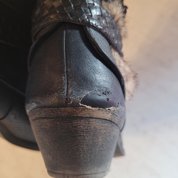 Ankle boots faux fur and leather cowboy style in black size 7'5 - Picture 7 of 8